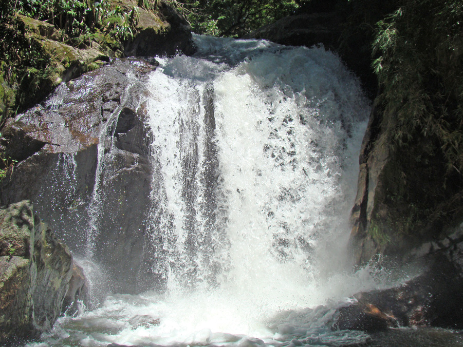 Pontos Turísticos - Cachoeira da Prata - Visconde de Mauá-RJ
