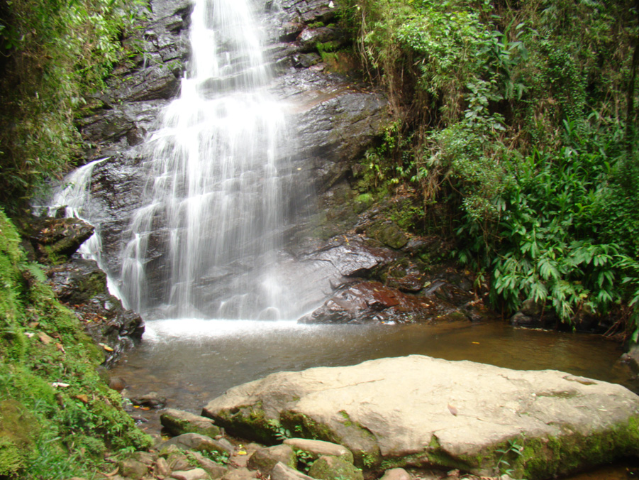 Pontos Turísticos - Cachoeira Véu da Noiva - Visconde de Mauá-RJ