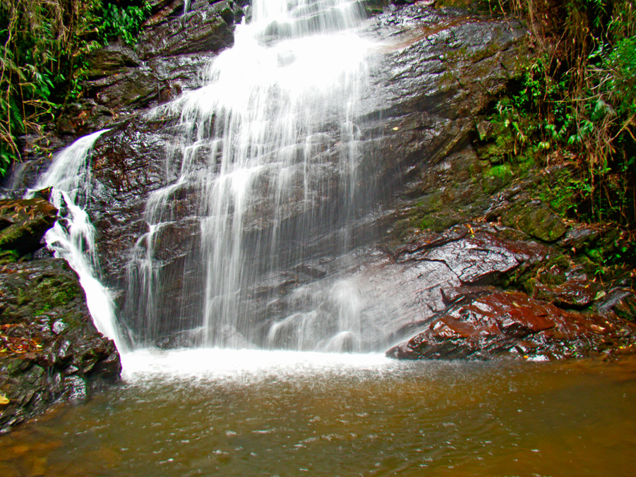 Pontos Turísticos - Cachoeira Véu da Noiva - Visconde de Mauá-RJ